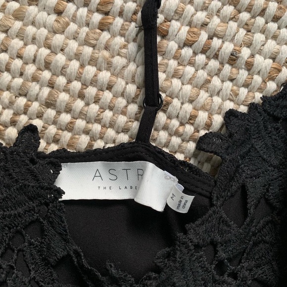 Black ASTR the Label Midi Dress, Size M - Picture 3 of 3